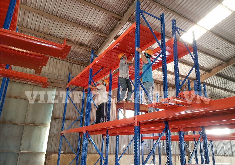 Sản xuất kệ kho hàng công nghiệp tiêu chuẩn châu Âu